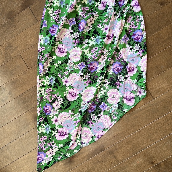 NWT. SHEIN asymmetrical dress with built in scarf. - Picture 4 of 8